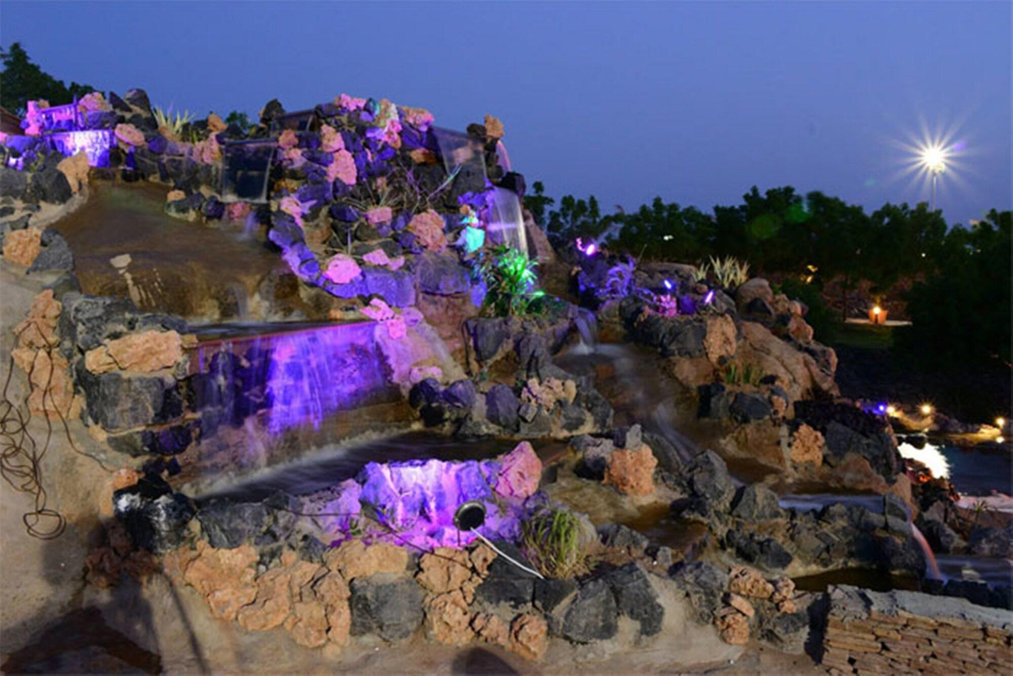 Regenta Resort Bhuj By Royal Orchid Hotels Limited Extérieur photo