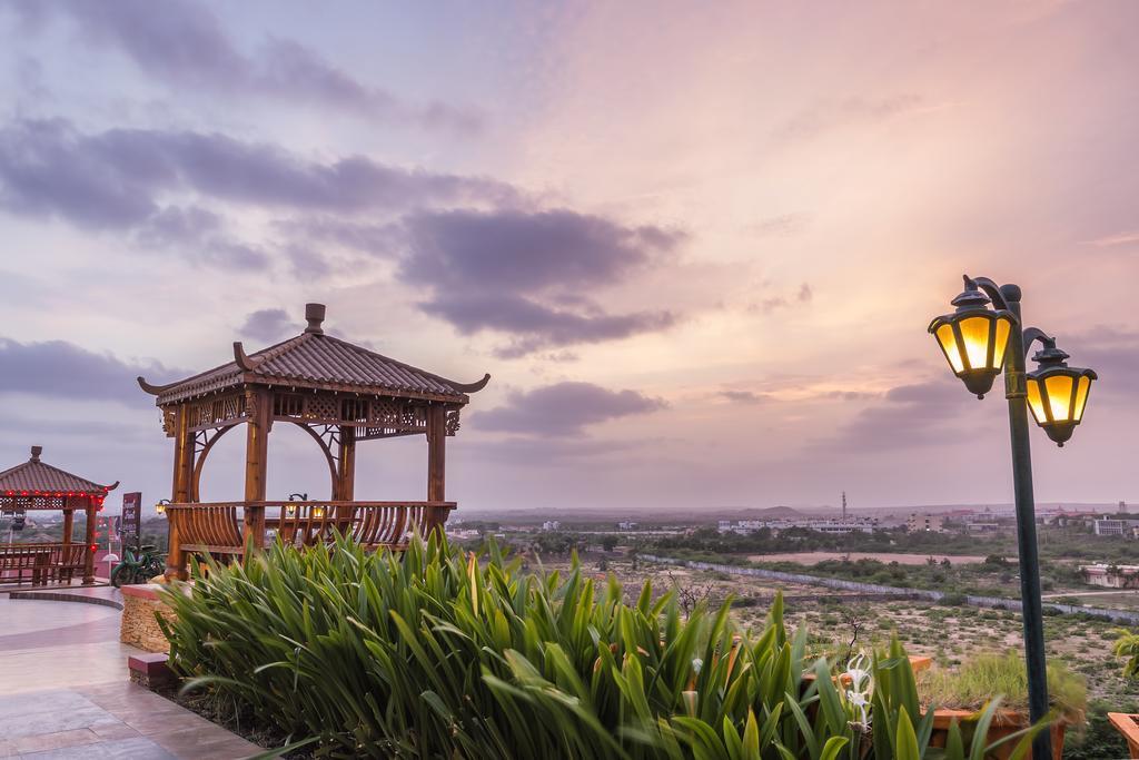 Regenta Resort Bhuj By Royal Orchid Hotels Limited Extérieur photo